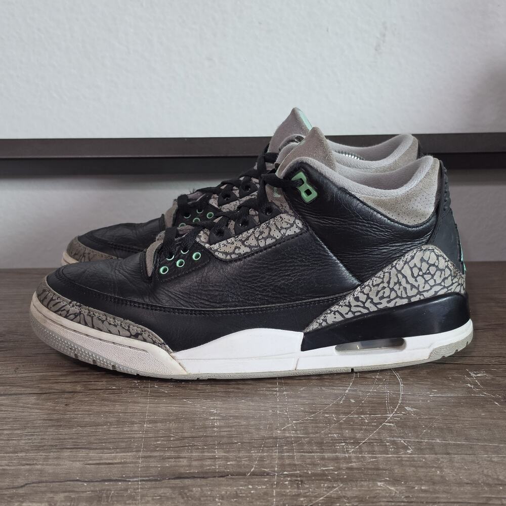 Jordan 3 Retro (CT8532-031) Men’s Athletic Shoes Sneakers Size 10 Green Glow